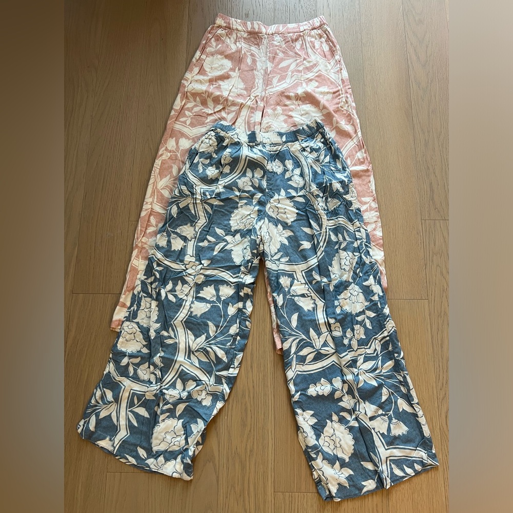 Uniqlo x princess tamtam pajamas pants - size M Blue & pink pajamas bundle